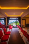 Elge Hotel and Villa Sarangan Hôtels à : Magetan