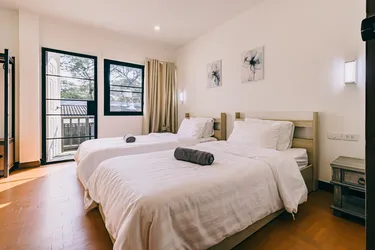 รูปภาพของDEJA HOME