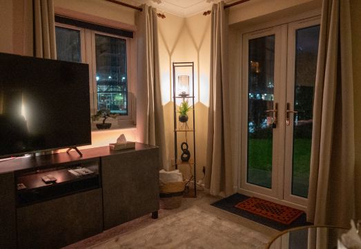 Casa Leila Waterfront Apartment