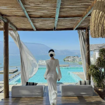 Dali  Yunshu Seaview Resort Hotel (Shuanglang Erhai Store) Hotels near Shuanglang