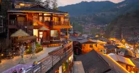 Xijiang Wants to stay in  Light Luxury Hotel (Observation Deck Branch)