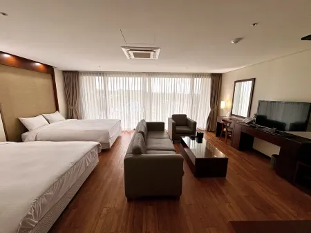 Raon Hotel & Resort