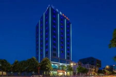 Fenglin Night Hotel (Lingao Bus Station)