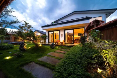 Rustic Ploughman Hotels near Wuyi Shan North Railway Station