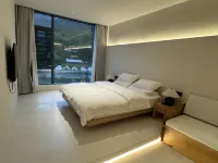 Yunqi Lake Tourist Resort Hotel