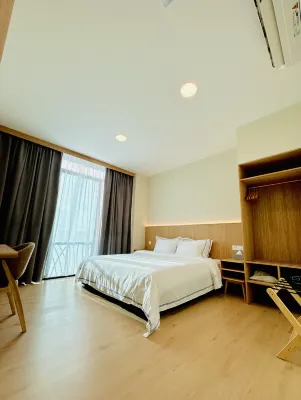 Eastwood Valley Golf & Country Club Hotel di 