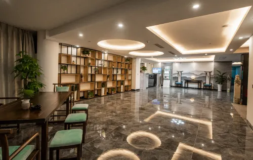 逸旅飯店（河源第一高噴泉太平古街店） - 2 星級