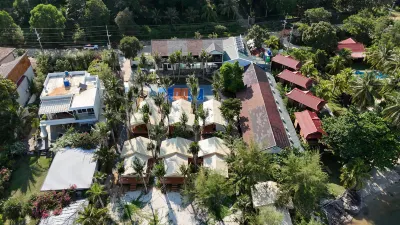Canopy Villa Cay Sao PhuQuoc Hotel a 