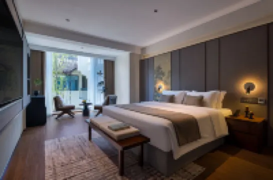 Molan Guanting Hotel (Shaoxing Luxun's Hometown City Square Branch)