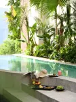 Wuyu Mountain Resort Hotel (Chongqing Nanbin Road Changjiahui Branch)