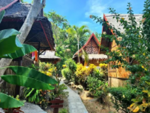 Phi Phi Relax Beach Resort Hotels near Koh Phi Phi (Laemtong Beach)