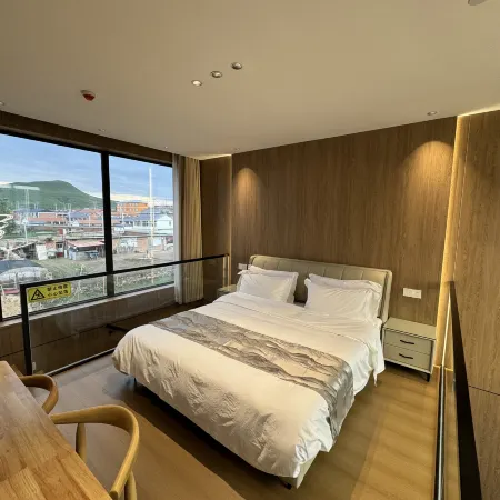Fengning Wufu Linmen Homestay