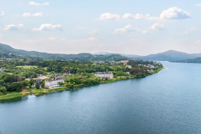 The Hill House Yangpyeong Hotels near J Art Space