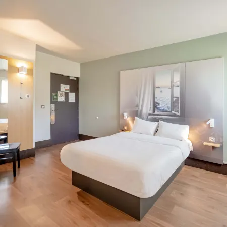 B&B Hotel Hyeres