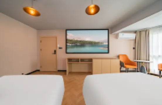 โรงแรมซินเยว่เฟิงจิง (จิ่วจ้ายโกว วัลเลย์ ซีนิกแอนด์ฮิสทอริกอินเทอเรสต์แอเรีย ซีนิกสปอต)