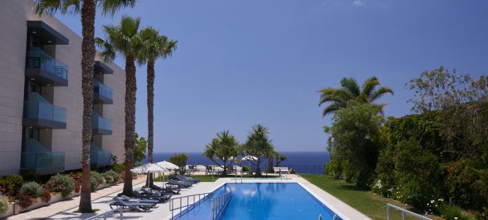 Golden Residence Hotel Hotele w: Funchal