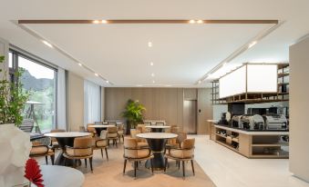 Rongyue Xianju Emerald GreenWeir Homestay