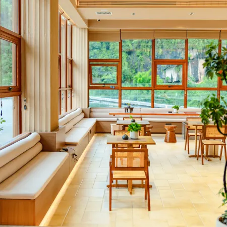 Qinggang Gedao Yunqi Hotel (Yingjing Qinggang Scenic Area)