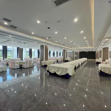 Damojin Hotel