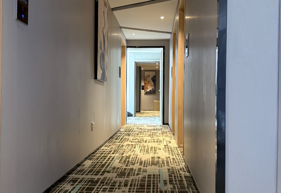 GreenTree Alliance Hotel  Over view