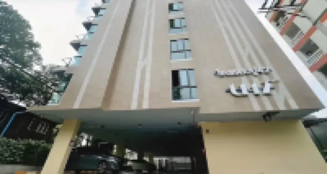 U42 ホテル ラチャダフィセク周辺のホテル