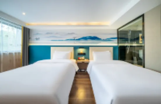 H Hotel