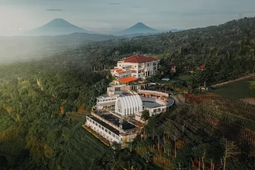Susan Spa and Resort فنادق في أونغاران