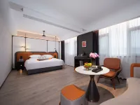 Dulanda LAB Hotel (Hengdian World Studios Branch)