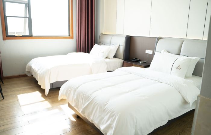Lankao Tianchi Business Hotel