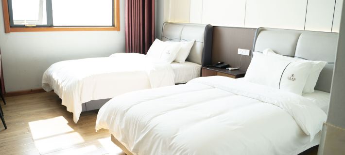 Lankao Tianchi Business Hotel Hotels in Lankao