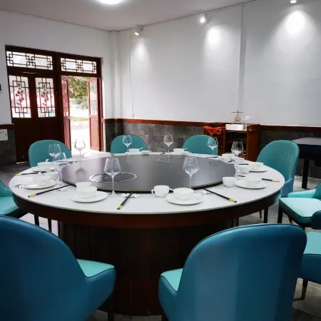 Guiding Tianxia Liangcang Homestay (Jinhai Xueshan)