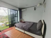 Dokfah Monjam Hotel di Samoeng