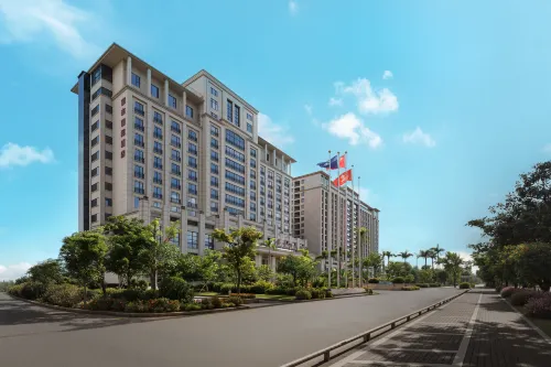 Baofeng International Hotel