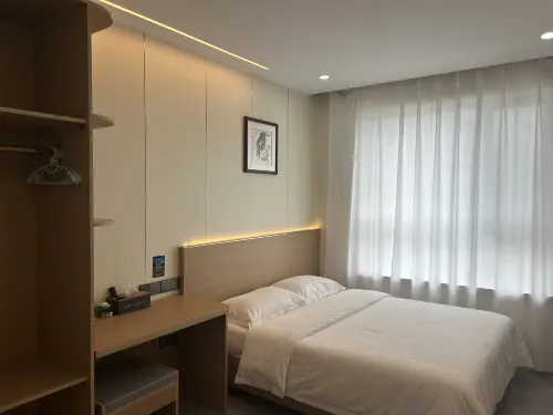 Yifeng Hotel (Wudalianchi Scenic Area) Hotels in Wudalianchi