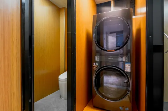 Home Inn Plus Four Seasons Hotel (Hangzhou West Lake Wulinmen Metro Station Branch) Photos