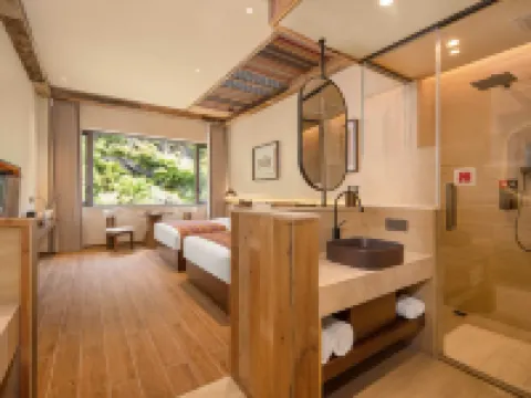 Jiuli Yunqi Homestay Hotels in Pengshui County