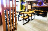 DLT Suites Cebu powered by Cocotel Hotels in Minglanilla