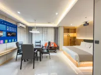 Ouyali Guest House (Jieyang Luqian Night Market)
