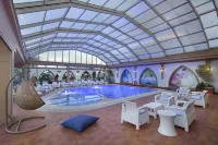 Merit Lefkosa Hotel & Casino - Pools