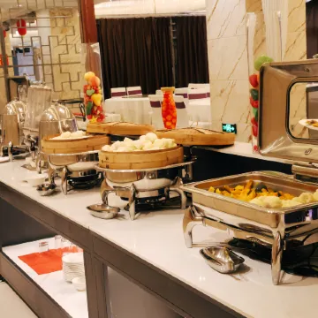 Urban Garden Platinum Hotel (Yulin Dingbian Cultural Square)