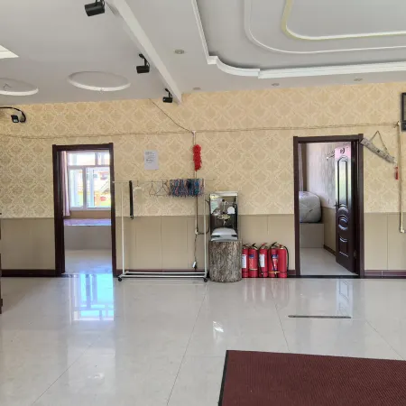 Hongbo Chinese Inn (Xuegu)