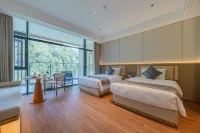 Mingdu Flower Half Open Hot Spring Resort Hotel