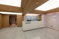 Chengfeng Hotel (Hebei Normal University Huihua College)