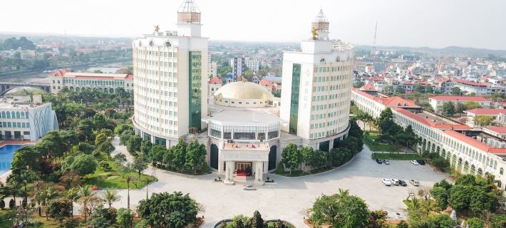 Hong Van Grand Hotel Hotele w: Móng Cái
