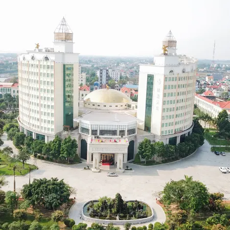 Hong Van Grand Hotel