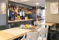 B&B Hôtel Dieppe - breakfast