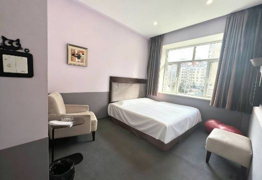 호텔 입구 전경