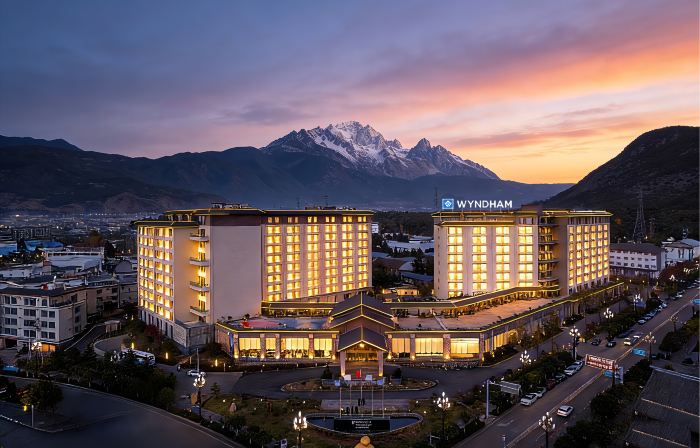 Wyndham Lijiang Yulong Hotel(Lijiang Railway Station)