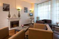 ACHAT Hotel Darmstadt Griesheim - parkir