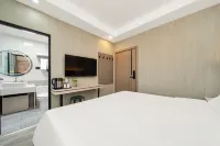 Dushi Xinglian Grand Hotel (Tancheng Bus Station)